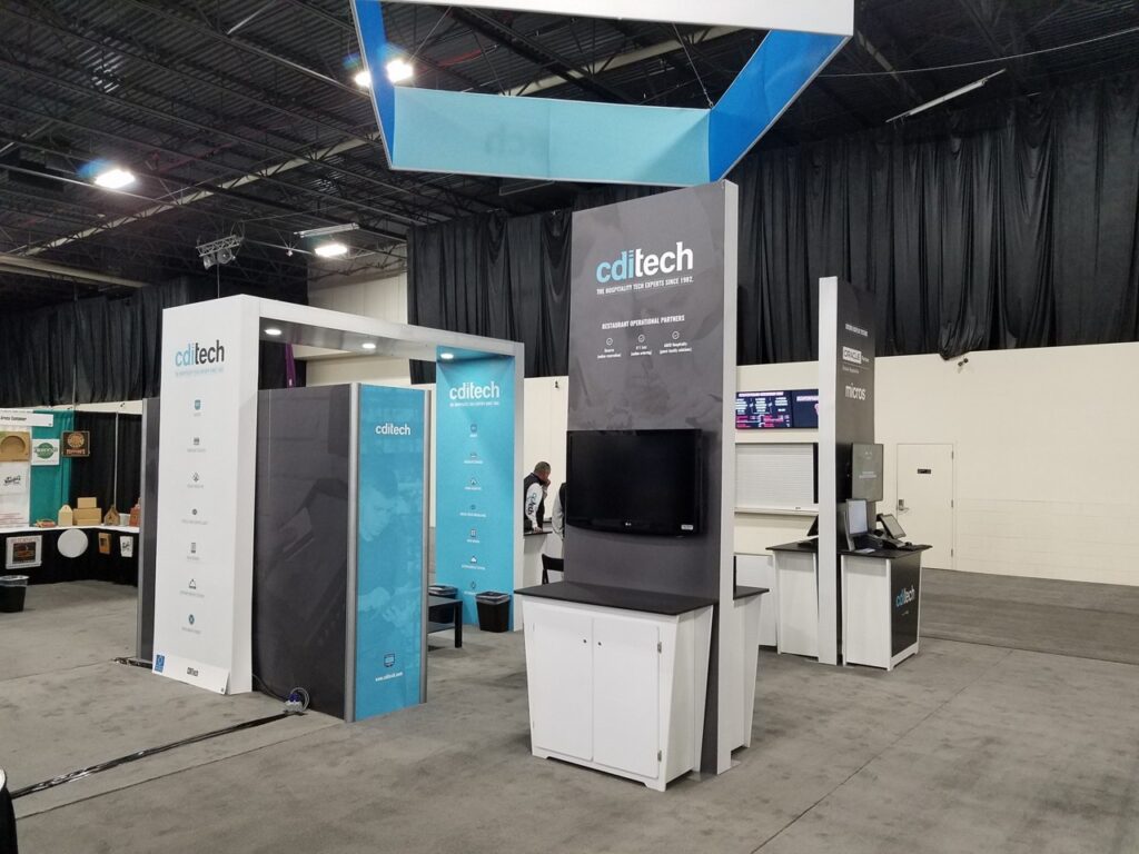 Island Trade Show Exhibit Rental With Modern Design