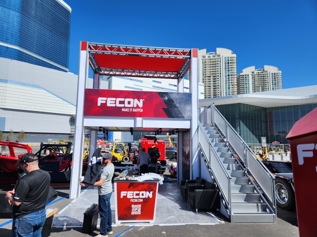 Pet Boarding & Daycare Expo West 2025 Displays Pet Boarding & Daycare Expo West 2025 Displays